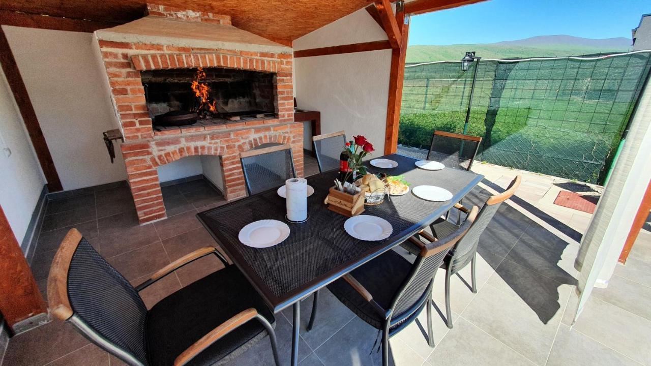 Holiday Home Emma Bihac Exterior photo