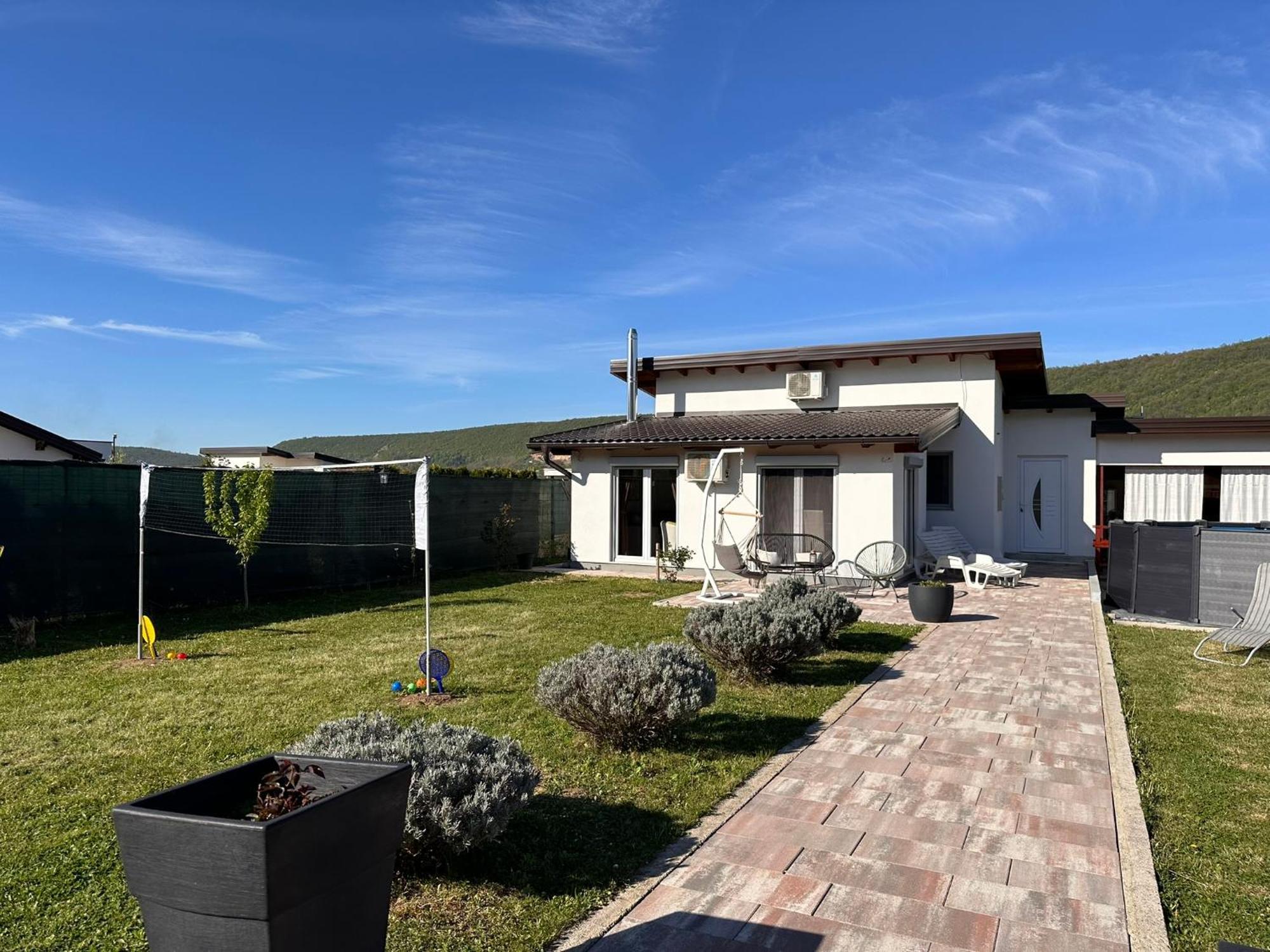 Holiday Home Emma Bihac Exterior photo