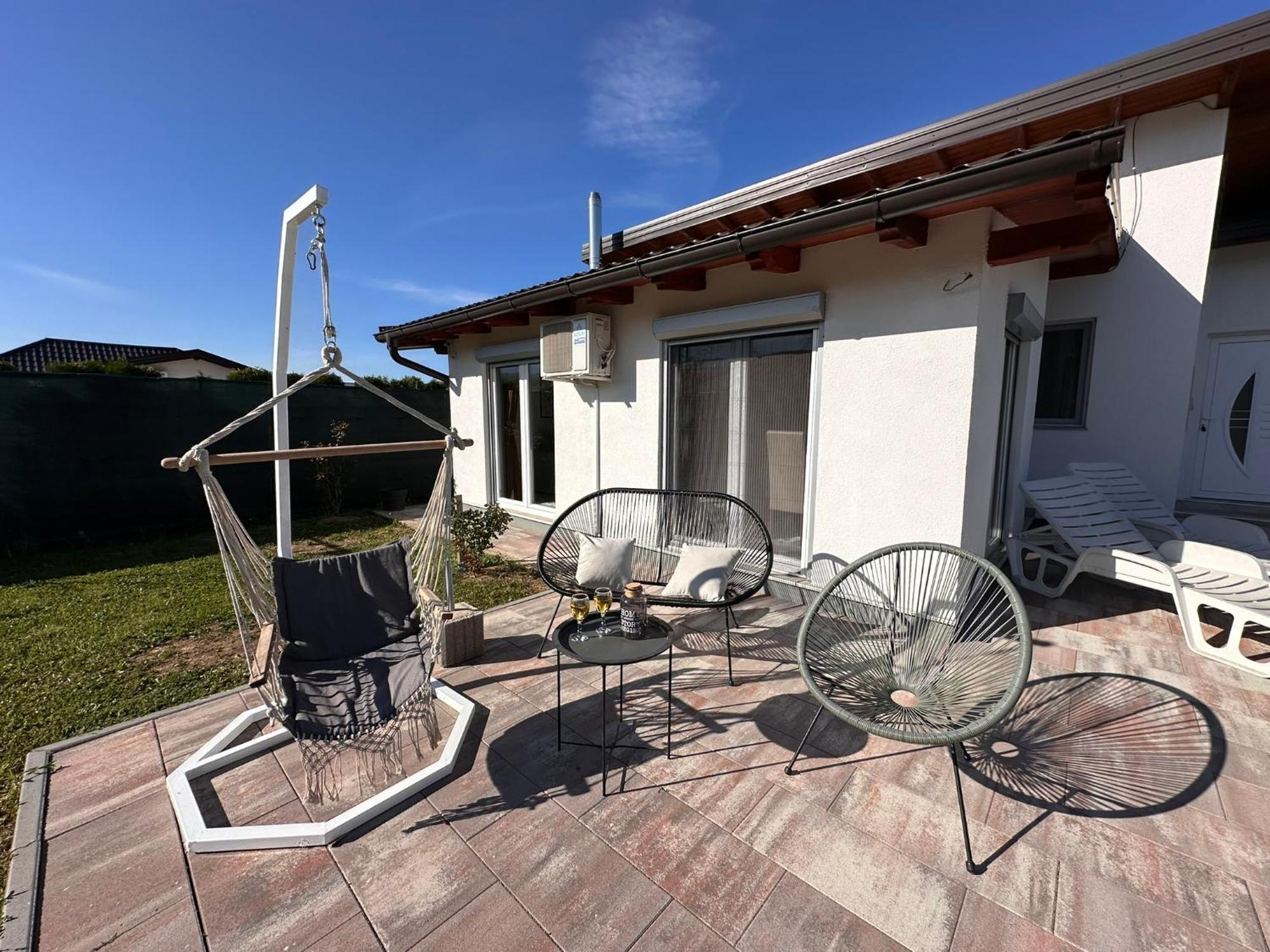 Holiday Home Emma Bihac Exterior photo