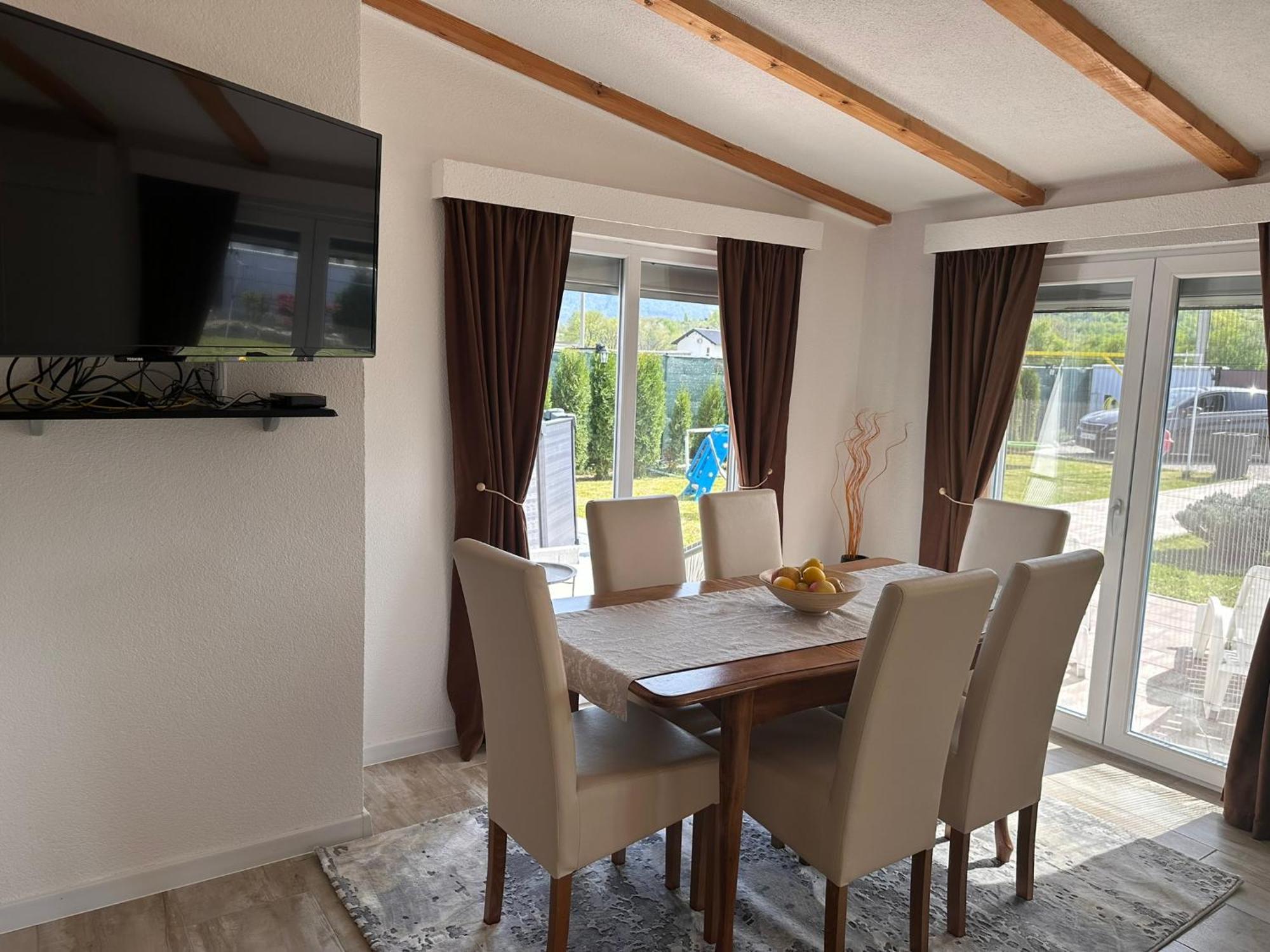 Holiday Home Emma Bihac Exterior photo